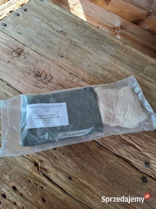 Spadochron wojskowy makieta Militaria Kalisz