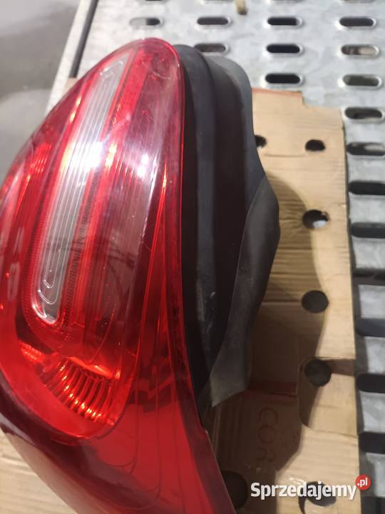 LAMPA PRAWY TYŁ PRAWA TYLNA MERCEDES W176 Aclass Lampy tylne podkarpackie Krosno