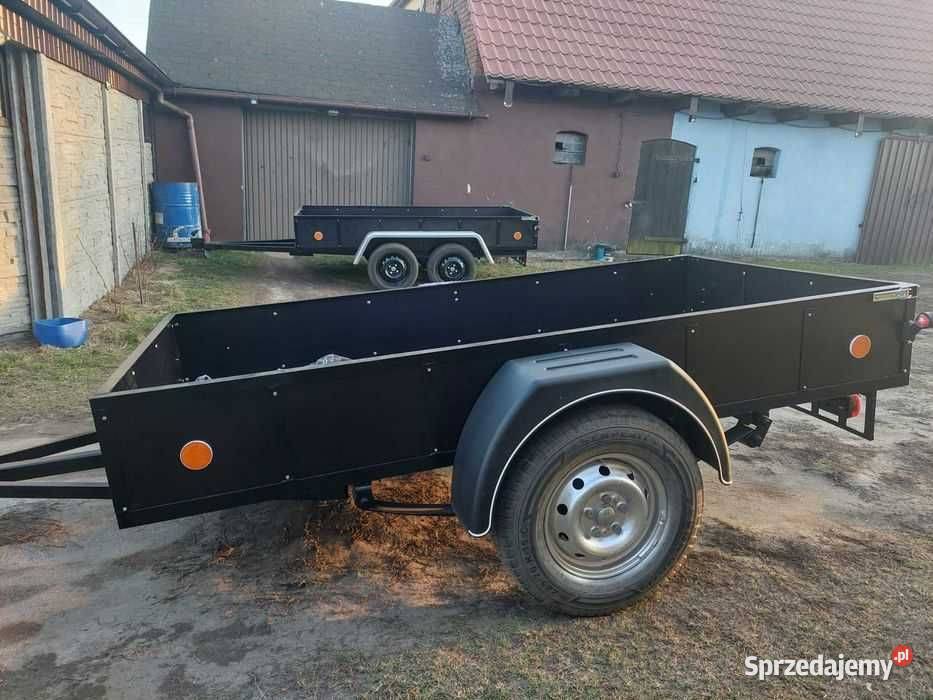 Przyczepa samochodowa