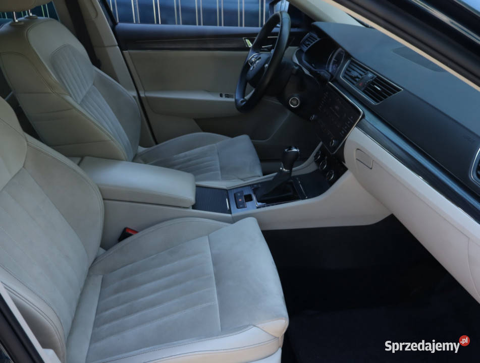 Skoda Superb 20 TDI 4/5 Piaseczno sprzedam