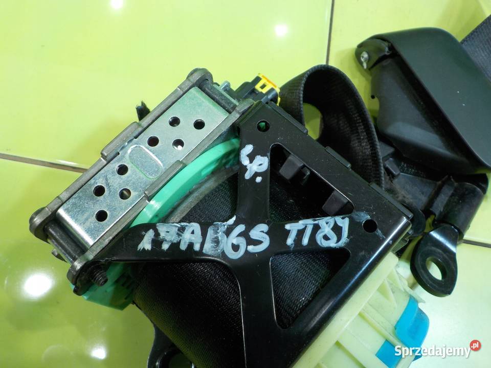 AUDI TT 8J 20 TFSI 07r COUPE 2D pas Pasy bezpieczeństwa Suków