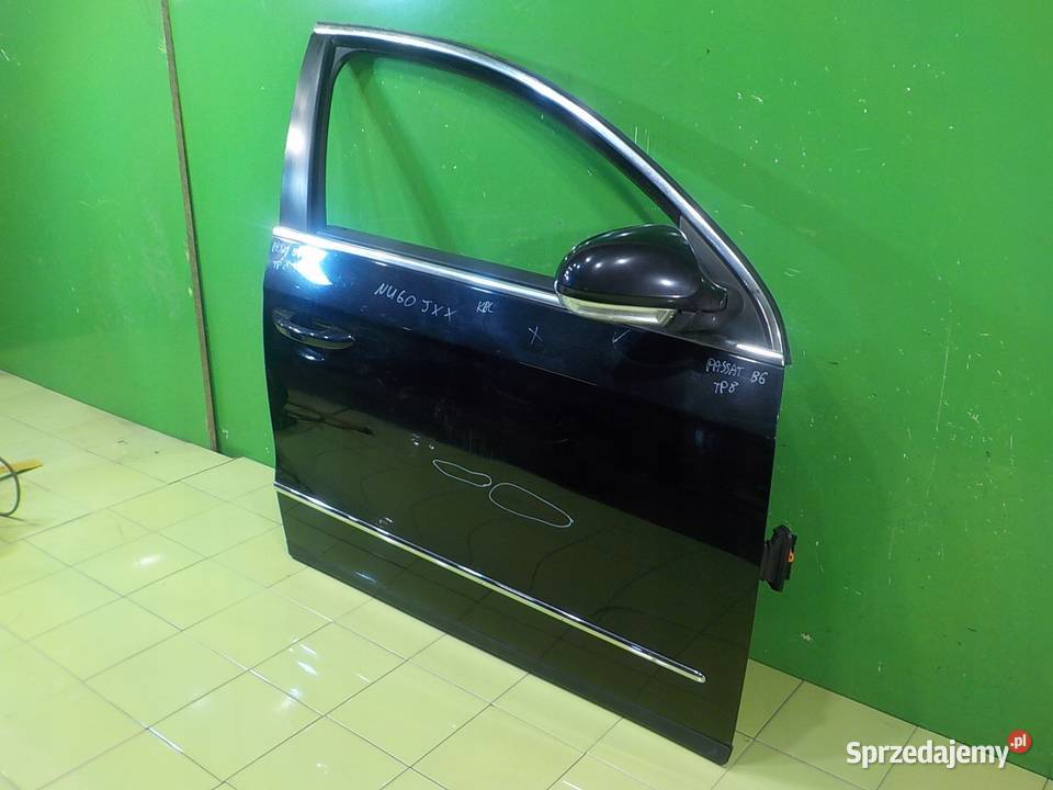 VW PASSAT B6 20 TDI 10r KOMBI drzwi prawy przod mazowieckie Suków