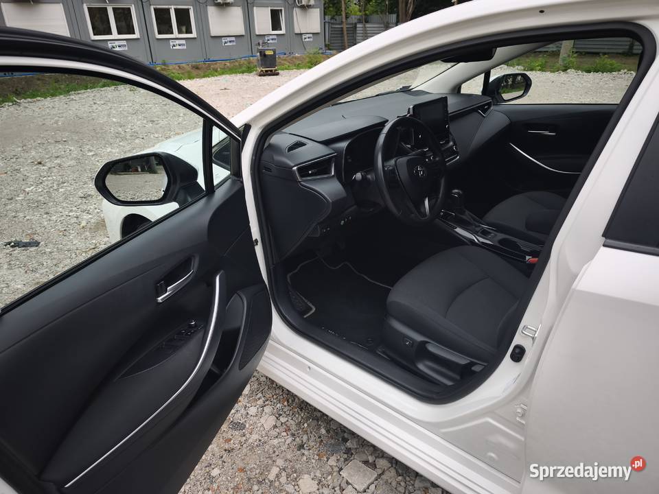 Toyota Corolla Sedan 2021 Comfort Style E21 18 sprzedam