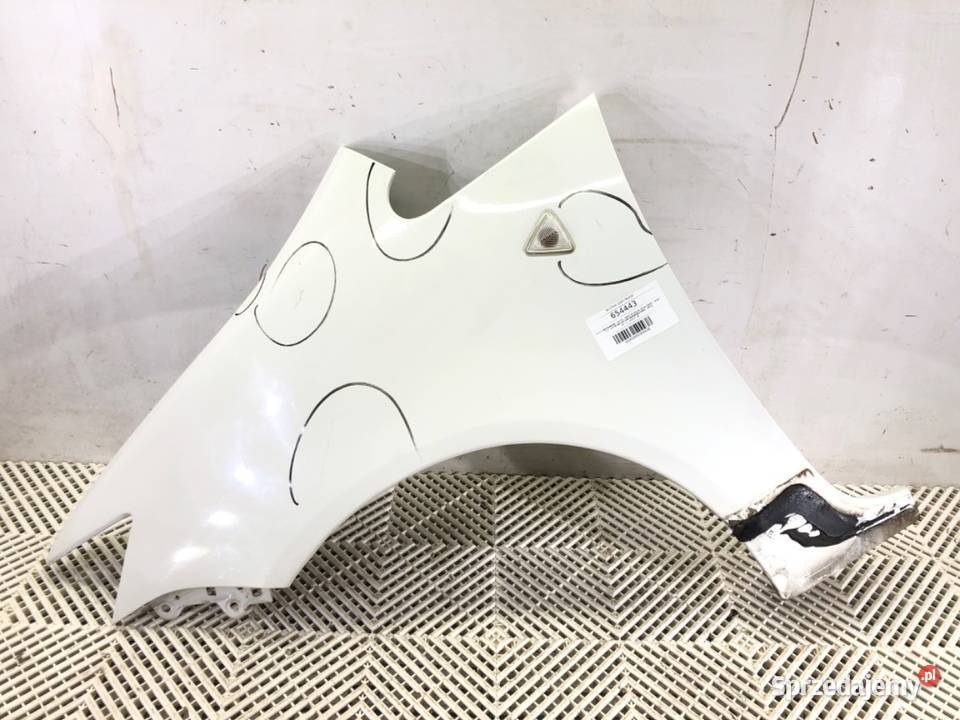 BŁOTNIK LEWY PRZÓD LIFT MITSUBISHI COLT VI