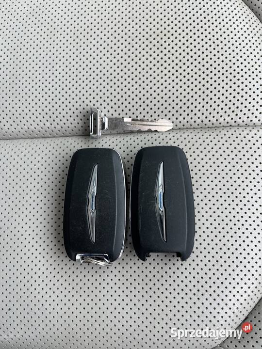 CHRYSLER PACIFICA USA dostosowanie Radio Navi Kraków naprawa