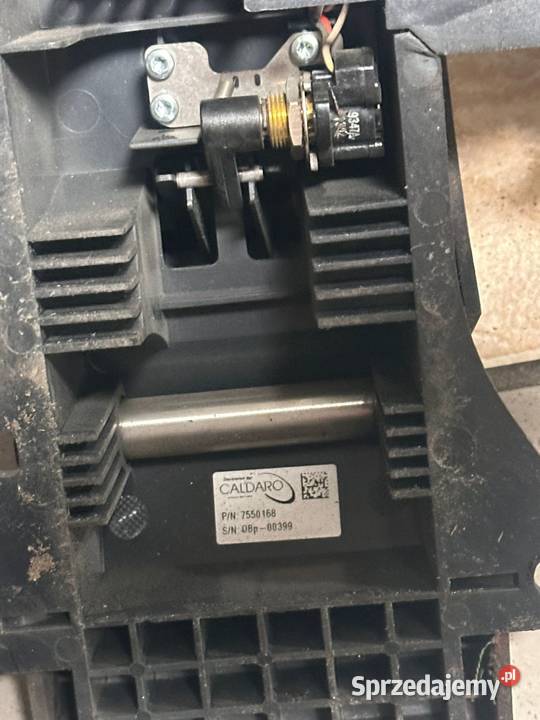 Pedał napędu i hamulca OBP00399 z BT RRE160E