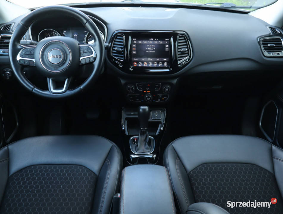 Jeep Compass 13 TGDI gniazdo USB Compass Łódź sprzedam