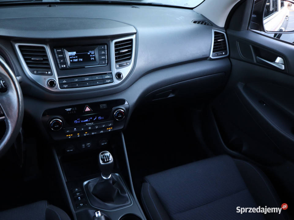 Hyundai Tucson 17 CRDi diesel Bielany Wrocławskie