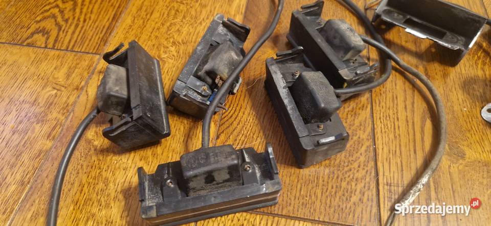 vw T3 lampka oświetlenia tablicy rejestracyjnej osobowe Łódź