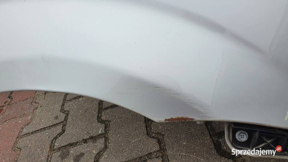 MASKA PRZÓD POKRYWA 1C0 SREBRNA COROLLA VERSO Motoryzacja wielkopolskie