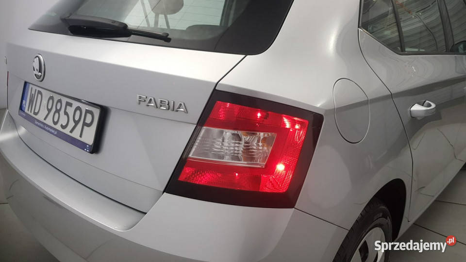 koda Fabia 10 TSI Ambition Z polskiego salonu FV światła LED Warszawa