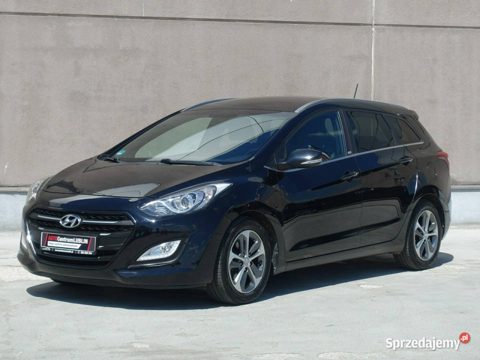 Hyundai i30 14Ben100PodgrzfotelekierownicaTylne gniazdo AUX Hyundai Lublin