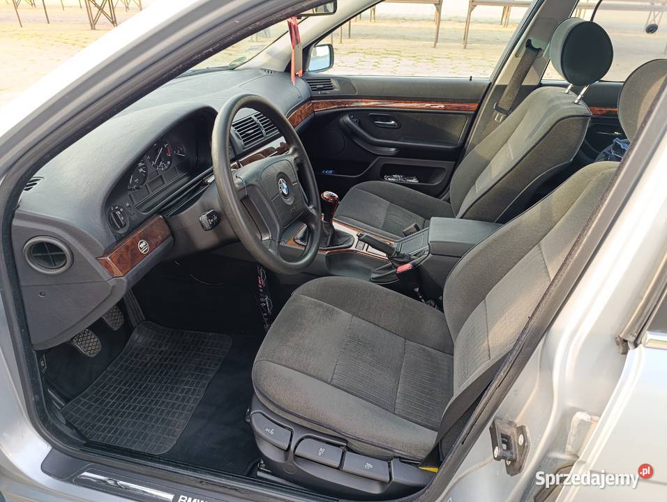 BMW 520i E39 srebrny sprzedam