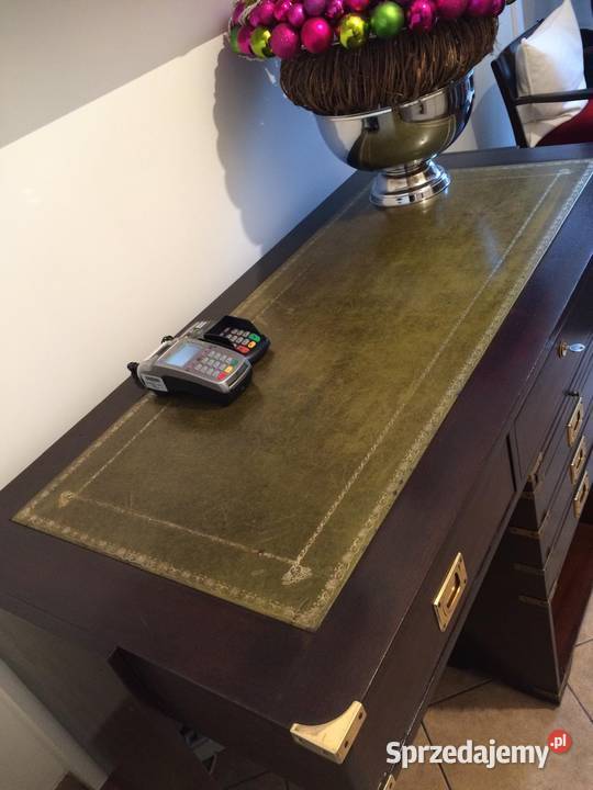 Klasyczne biurko gabinetowe z blatem wyścielonym Opole