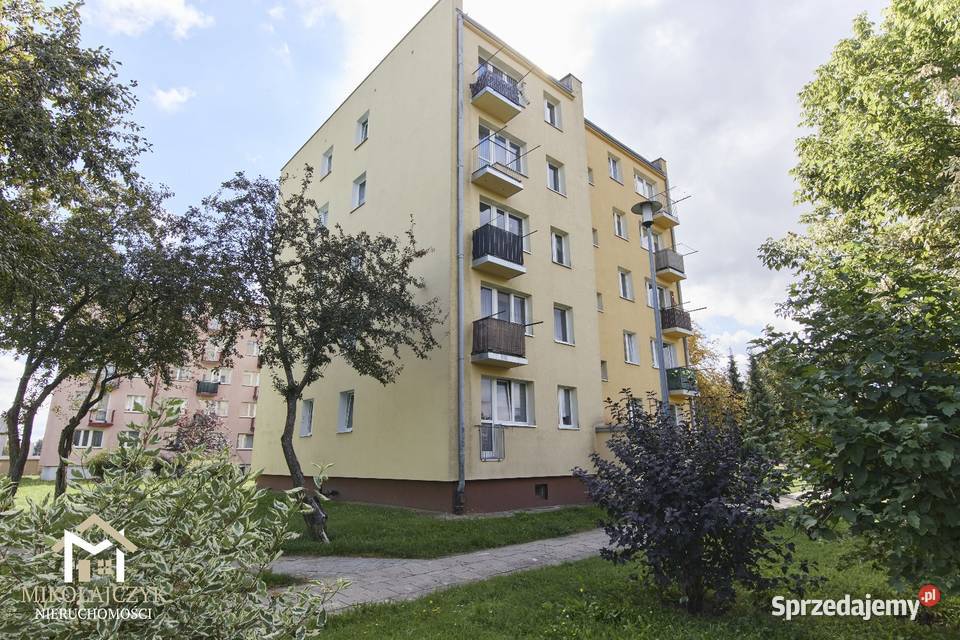 3 pokoje I piętro Słowackiego 30 balkon Bartoszyce