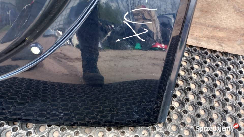 LAND ROVER DISCOVERY III BŁOTNIK PRZÓD LEWY LRC osobowe wielkopolskie Zbierkowo