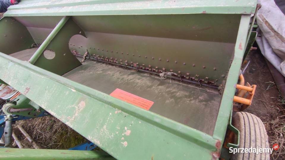 Agregat uprawowosiewny z broną KVERNELAND