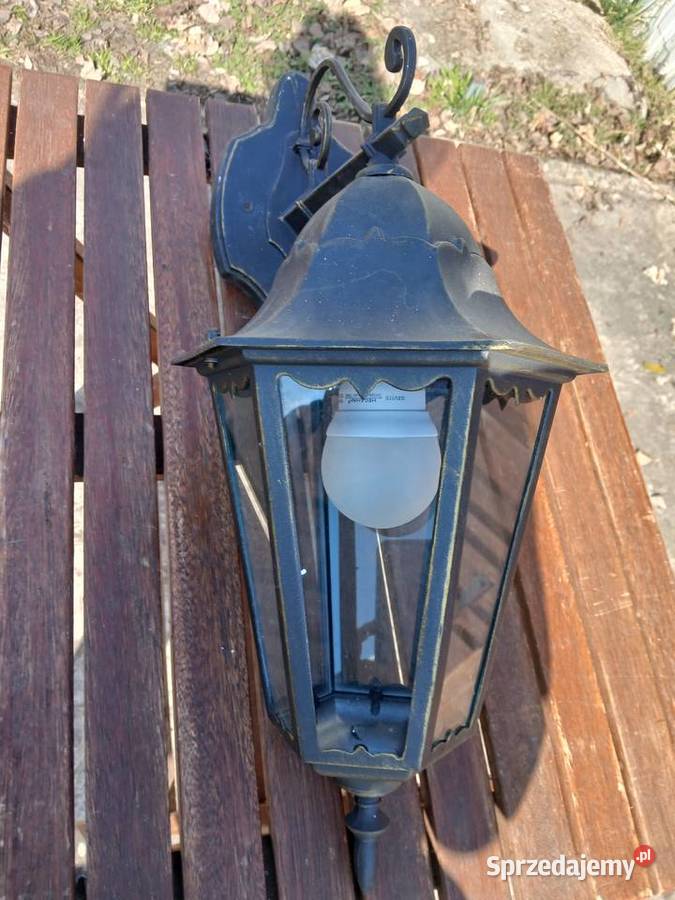 Kinkiet ścienny zewnętrzny czarny metalowy Gniezno