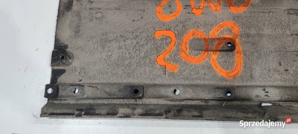 OSŁONA PODWOZIA PRAWA DUŻA AUDI A4 B9 A5 8W Przystajń