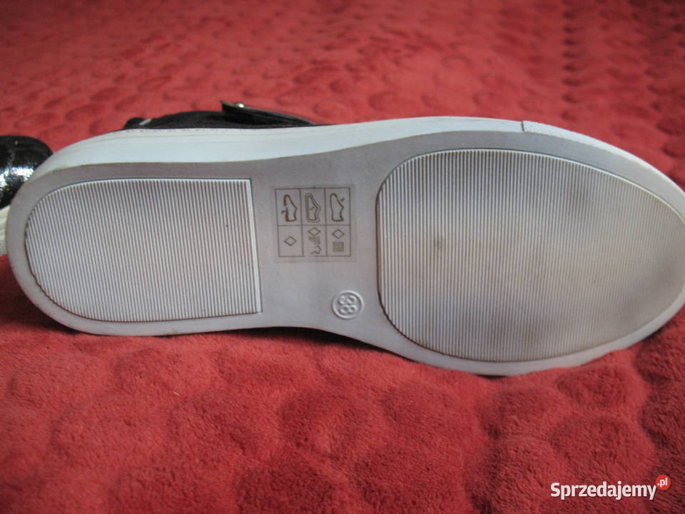 Buty sportowe rozmiar 38 wkładka 24 Findlay