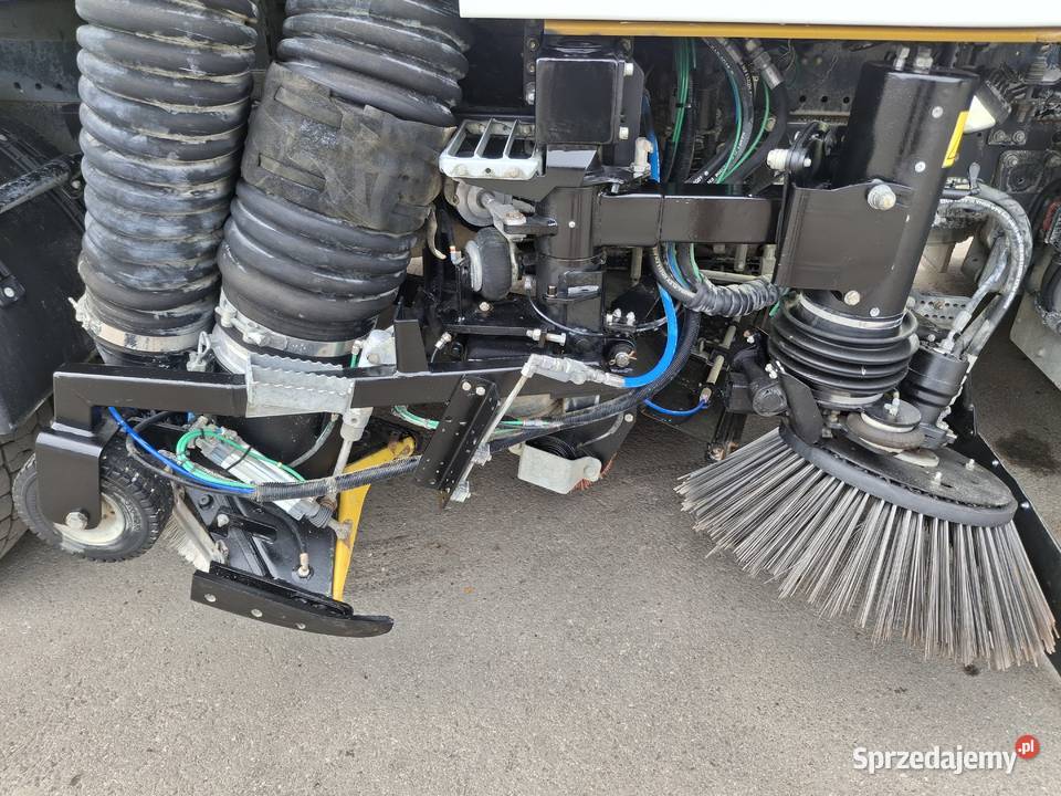 Renault D16 Midlum Zamiatarka FAUN Karcher manualna