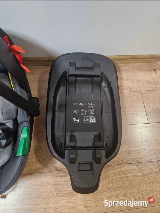 Fotelik samochodowy Kinderkraft 013 plus baza Łochów