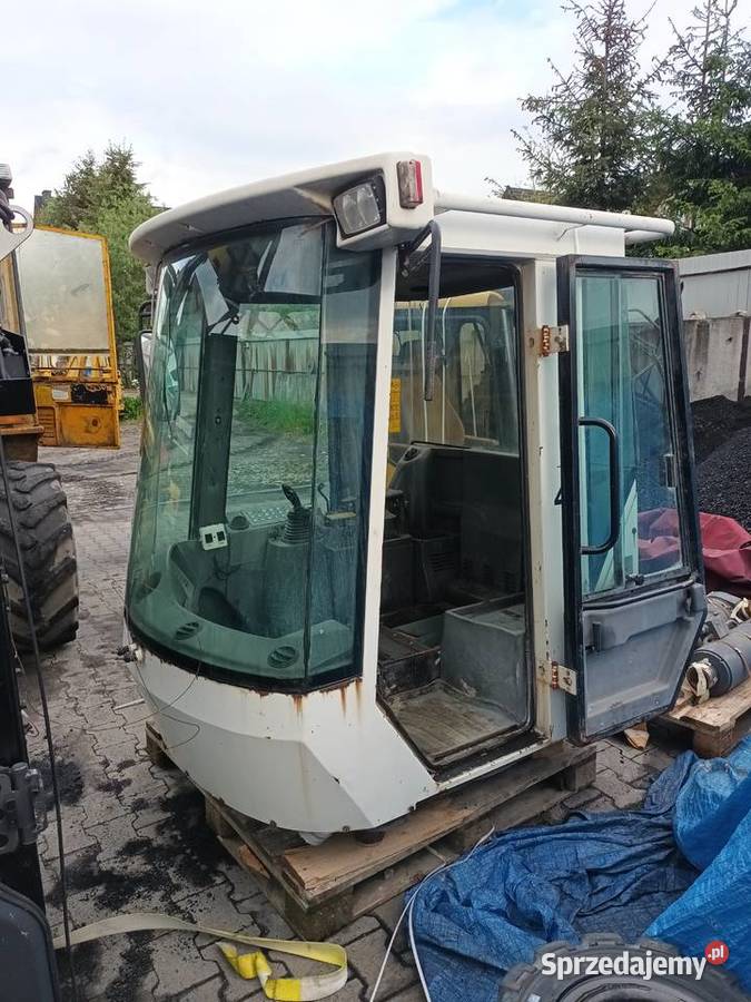 Kabina operatora ładowarka Liebherr 574 nie Biały Dunajec