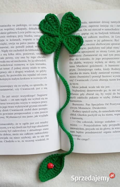 Koniczynka wykonana na szydełku zakładka do Łask