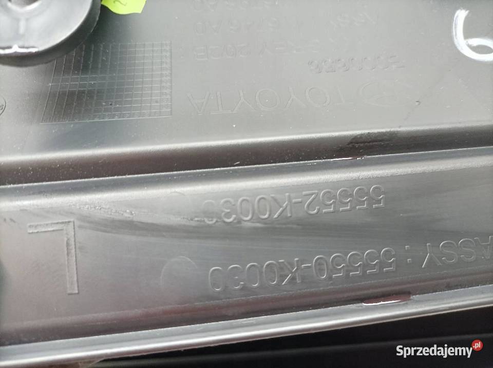 SCHOWEK PRAWY PASAŻERA EU Toyota Yaris IV 2020 sprzedam