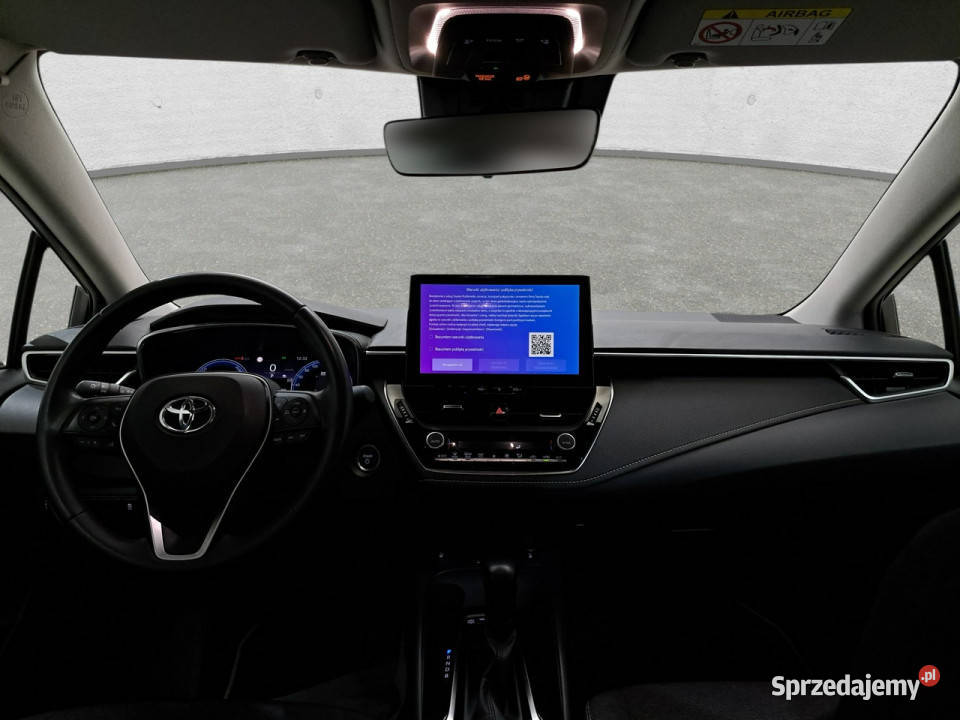 Toyota Corolla Seria E16 2012 46285km dolnośląskie Komorniki