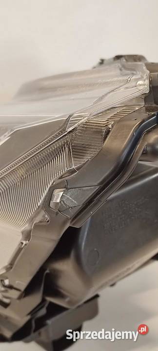 SUZUKI SX4 SCROSS LAMPA LEWY PRZÓD RHD ANGLIK sprzedam