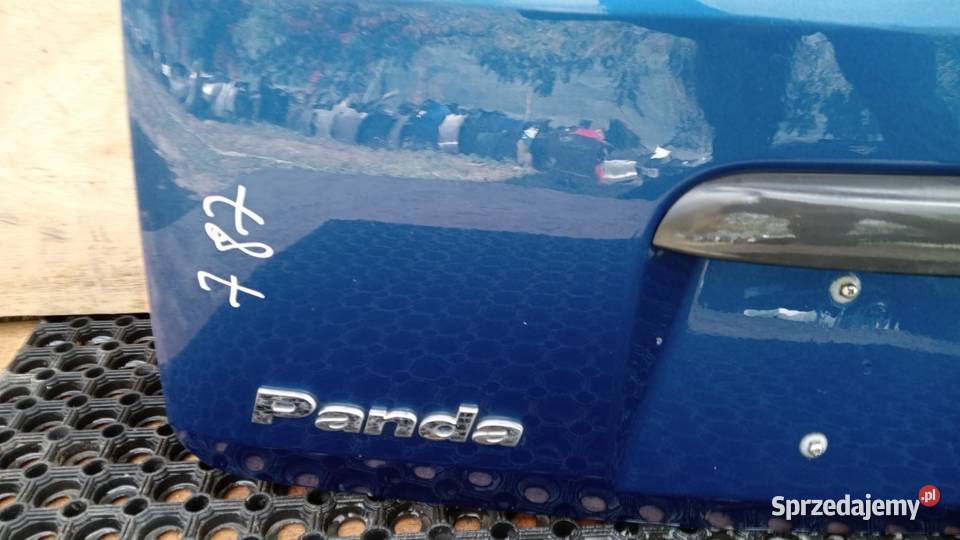 FIAT PANDA II HB KLAPA TYŁ 597 Klapy bagażnika Zbierkowo