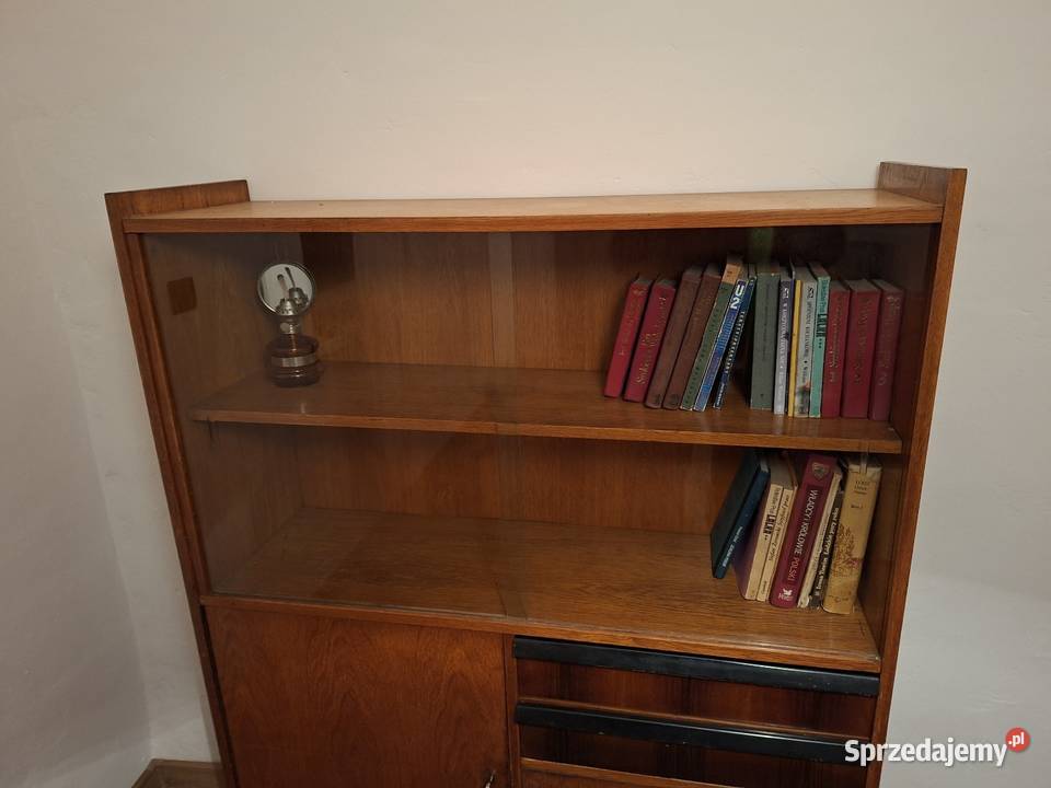 Witryna Biblioteczka meble Bydgoskie PRL łódzkie