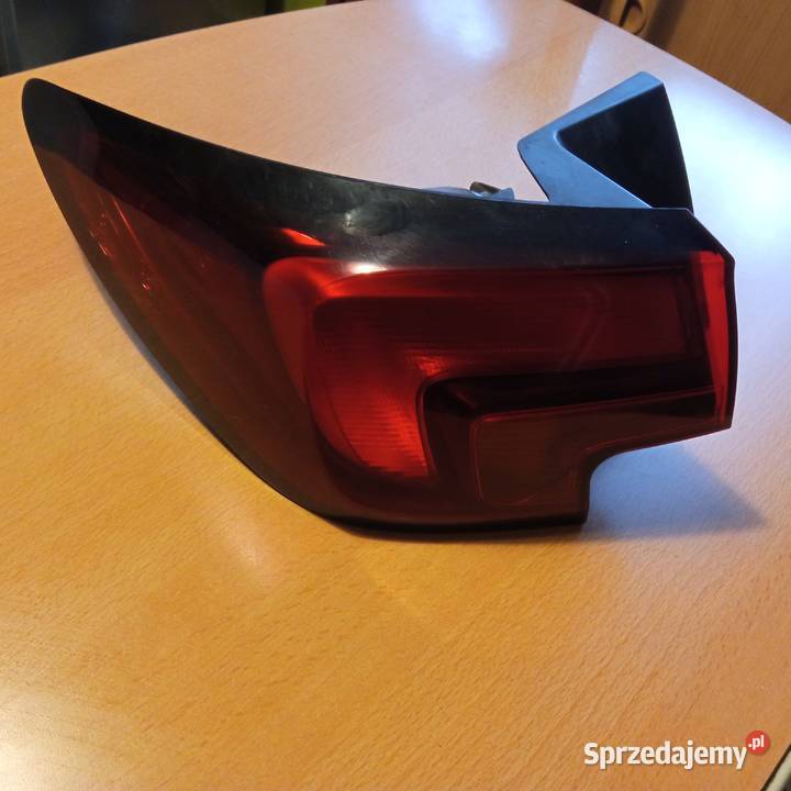 Lampa tył opel astra k 20152022 osobowe Szczecin
