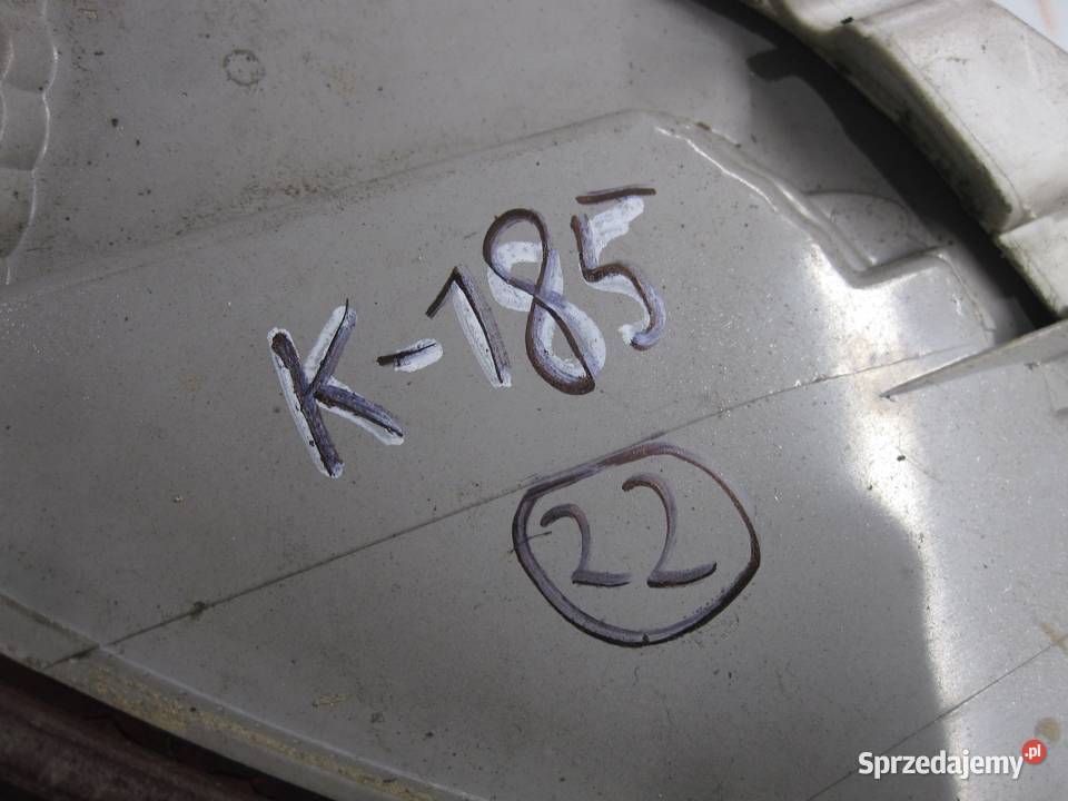 AUDI A4 B7 III 07r lampa lewa tył 8E9945095E Kielce