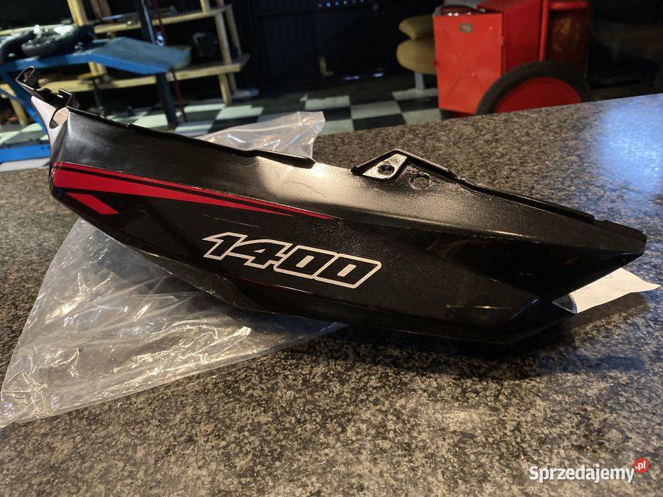 Kawasaki ZZR 1400 zadupek Bok Prawy Nowy N8 sprzedam