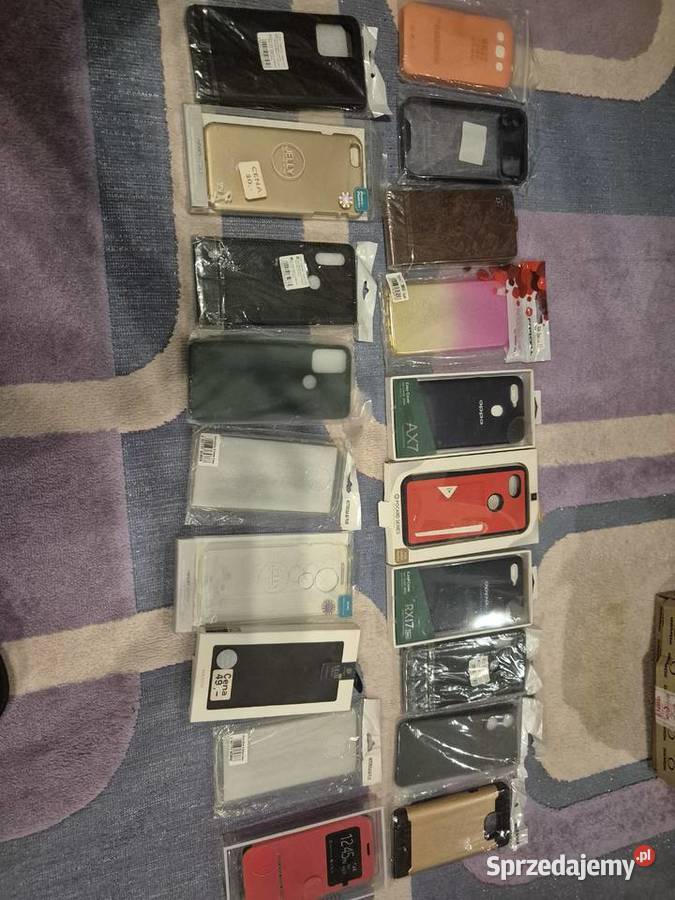 Etui do telefonów 660