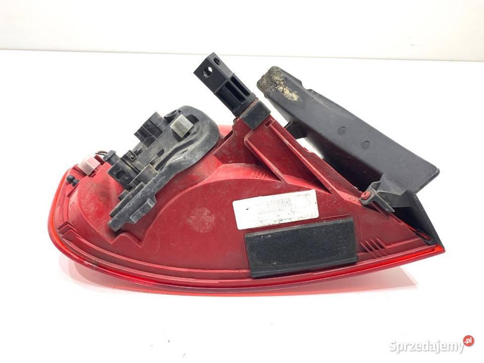 LAMPA PRAWY TYŁ AUDI A4 B8 8K5945096D