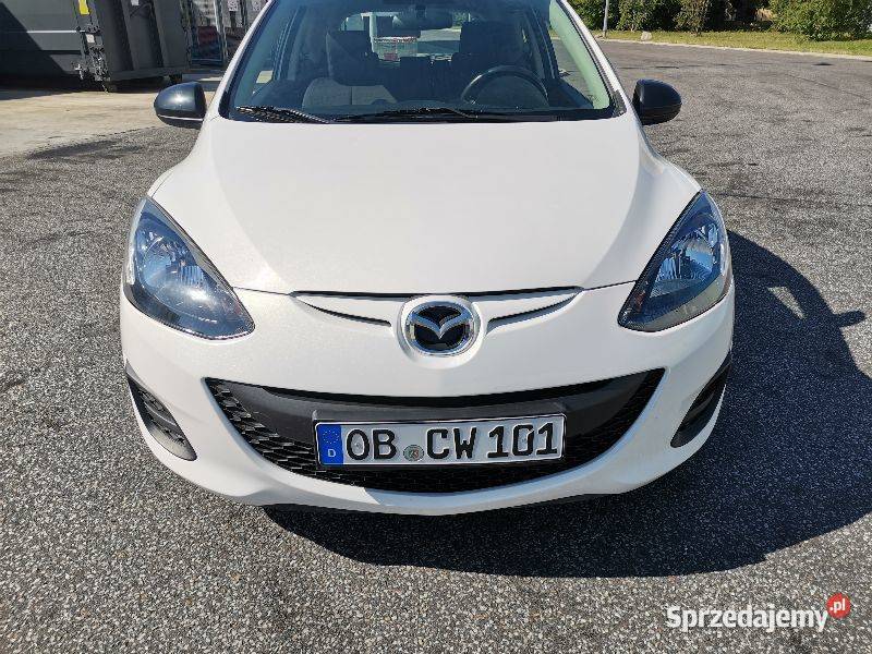 Mazda 2 piękna biała perła lift 2012r z Niemiec radio Tarnów