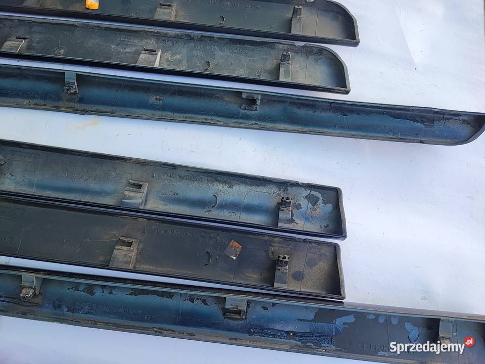 Listwa dolna drzwi Volvo V70 S60 listwa boczna Lipno