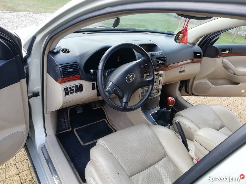Toyota Avensis T25 wersja Prestige Avensis mazowieckie