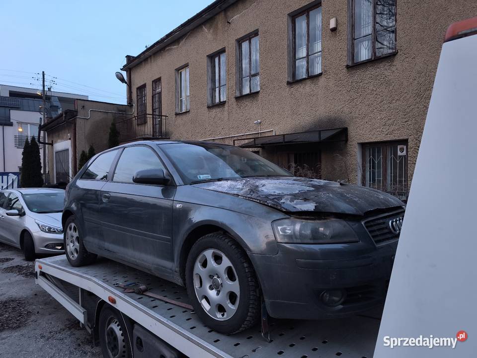 Audi A3 8P 2003r 16bgaz uszkodzony świętokrzyskie Kielce sprzedam