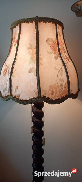 Salonowa wysoka drewniana lampa podłogowa z Skierniewice