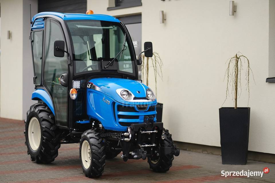 LS Tractor XJ25 MEC 4x4 244 CAB przedni TUZ Napęd 4x4