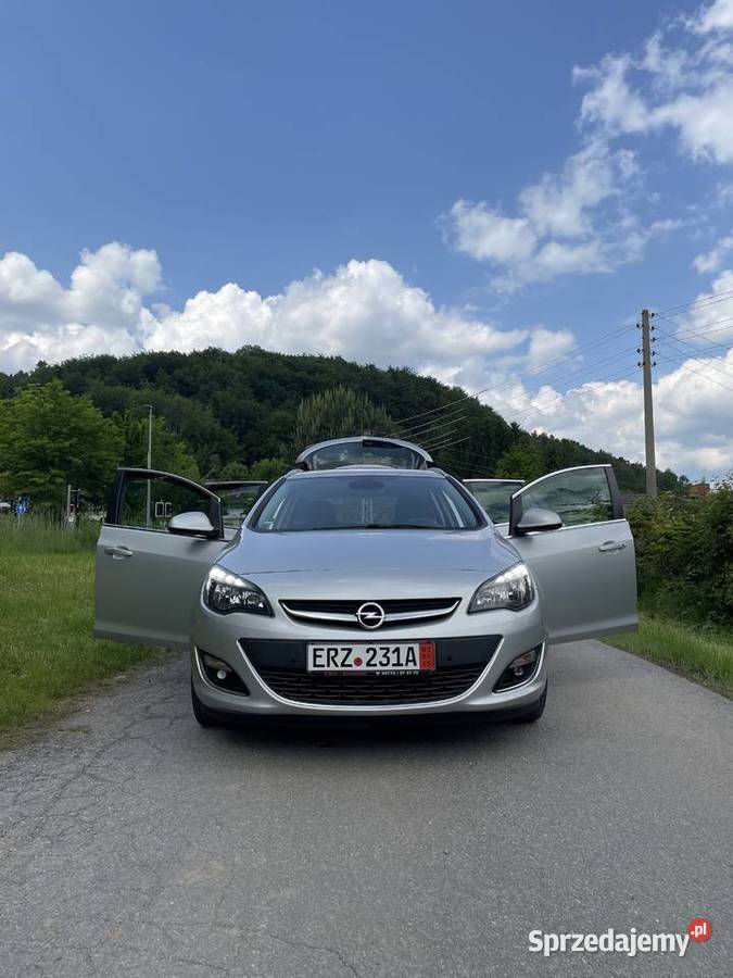 Opel Astra nieuszkodzony Staszów sprzedam
