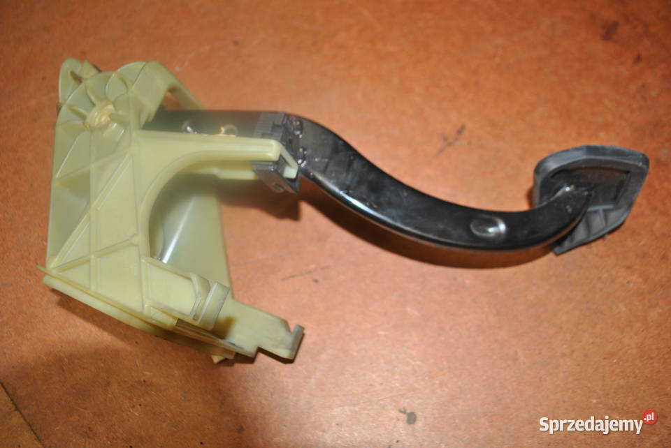 Pedał hamulca nożnego z podstawa BMW E65 E66 sprzedam