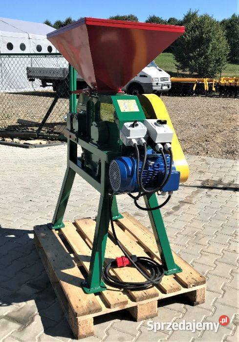 Gniotownik 3kW WALCOWY zgniatacz ziarna GZ05 150 Hodowla bydła Kamionna sprzedam