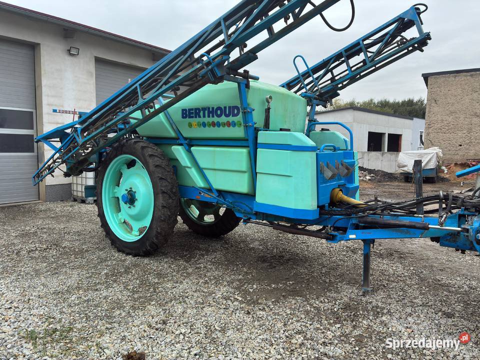 Opryskiwacz berthoud Biała sprzedam