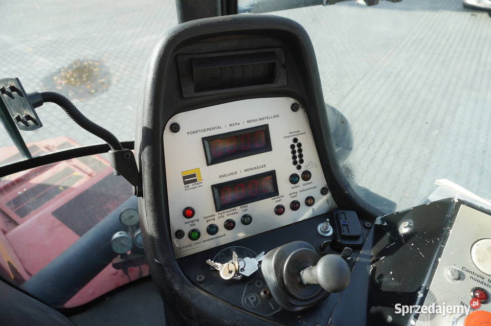 Wóz asenizacyjny TerraGator TG 310 Rozrzutnik