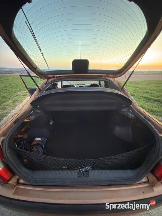 Mitsubishi carisma Łopiennik Dolny-Kolonia